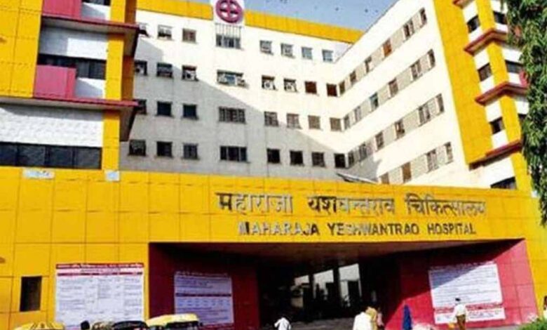 इंदौर के MYH में फिर लापरवाही! चूहों के बाद अब HIV यूनिट में बिल्लियों का आतंक इंदौर-के-myh-में-फिर-लापरवाही!-चूहों-के-बाद-अब-hiv-यूनिट-में-बिल्लियों-का-आतंक