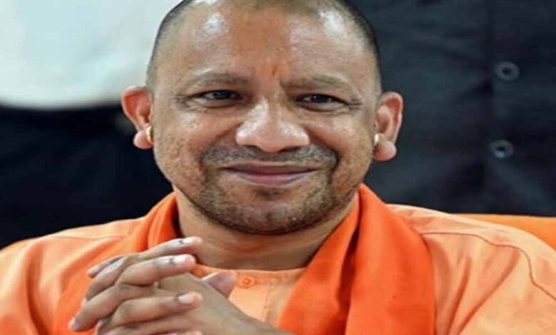 पीएम मोदी के कार्यक्रम से पहले मेरठ पहुंचे सीएम योगी, तैयारियों की करेंगे समीक्षा पीएम-मोदी-के-कार्यक्रम-से-पहले-मेरठ-पहुंचे-सीएम-योगी,-तैयारियों-की-करेंगे-समीक्षा