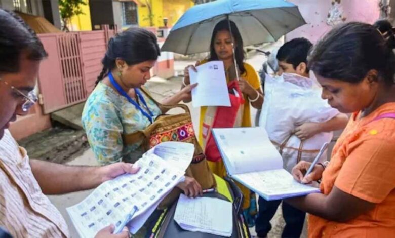 एसआईआर के बाद घटे 2.17 लाख मतदाता, वोटर लिस्ट का हुआ अंतिम प्रकाशन एसआईआर-के-बाद-घटे-2.17-लाख-मतदाता,-वोटर-लिस्ट-का-हुआ-अंतिम-प्रकाशन