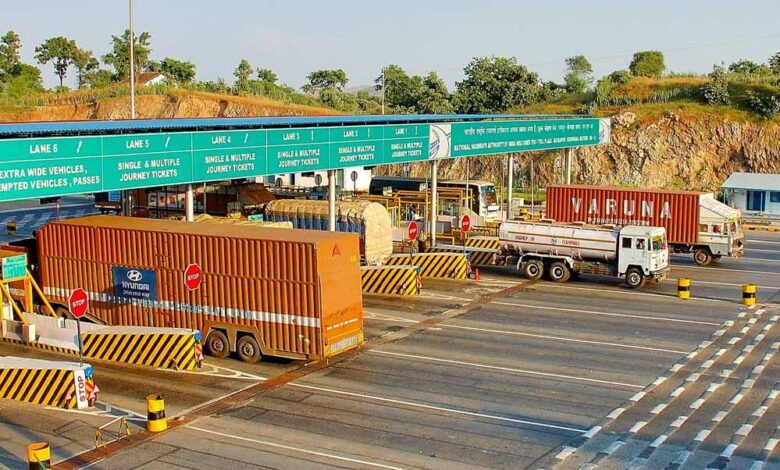 10 अप्रैल से टोल प्लाजा पर नहीं चलेगा कैश, UPI से भुगतान पर लगेगा 1.25 गुना ज्यादा शुल्क 10-अप्रैल-से-टोल-प्लाजा-पर-नहीं-चलेगा-कैश,-upi-से-भुगतान-पर-लगेगा-1.25-गुना-ज्यादा-शुल्क