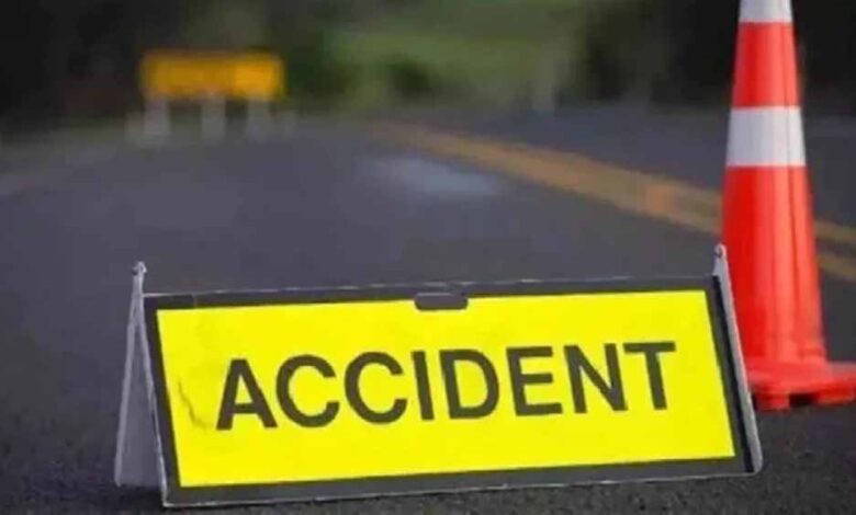 इंदौर में दर्दनाक हादसा, बेकाबू पानी के टैंकर ने मां-बेटे को रौंदा, बेटे की गोद में मां की मौत इंदौर-में-दर्दनाक-हादसा,-बेकाबू-पानी-के-टैंकर-ने-मां-बेटे-को-रौंदा,-बेटे-की-गोद-में-मां-की-मौत