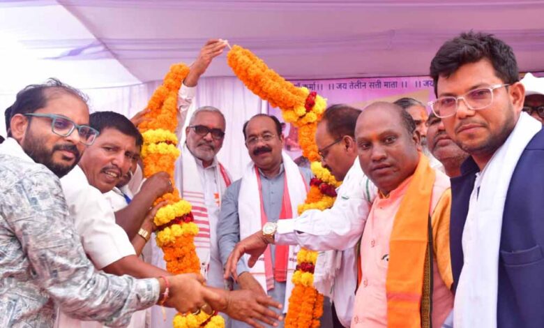 कोण्डागांव में भव्य रूप में मनाया जाएगा तेलीन सत्ती माता महोत्सव, उप मुख्यमंत्री अरुण साव की घोषणा कोण्डागांव-में-भव्य-रूप-में-मनाया-जाएगा-तेलीन-सत्ती-माता-महोत्सव,-उप-मुख्यमंत्री-अरुण-साव-की-घोषणा