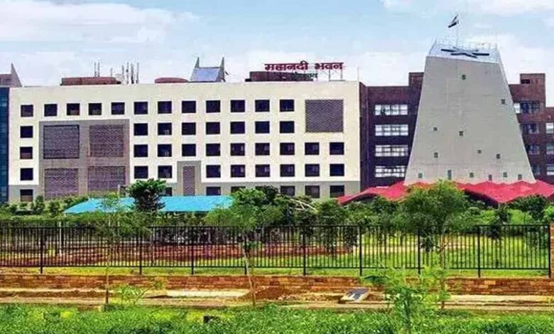 PWD का बड़ा आदेश: SDO से लेकर ENC तक सभी अधिकारियों को मुख्यालय में रहने के निर्देश, ठेकेदारों को हर महीने होगा भुगतान pwd-का-बड़ा-आदेश:-sdo-से-लेकर-enc-तक-सभी-अधिकारियों-को-मुख्यालय-में-रहने-के-निर्देश,-ठेकेदारों-को-हर-महीने-होगा-भुगतान