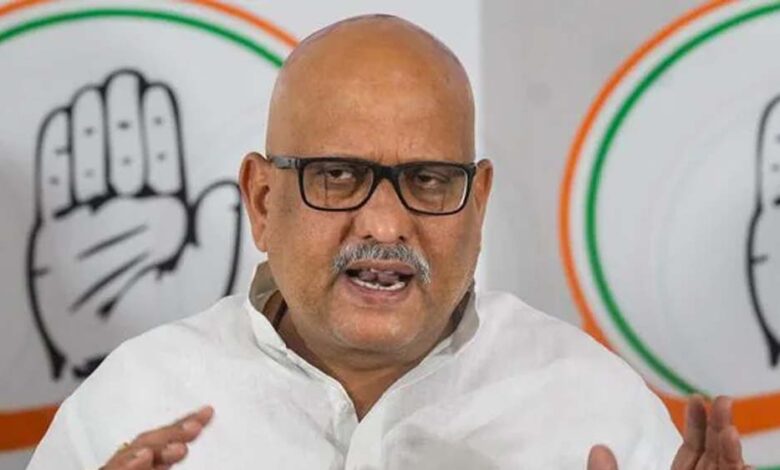 PM मोदी पर बयान को लेकर घिरे अजय राय, यूपी कांग्रेस चीफ ने दी सफाई pm-मोदी-पर-बयान-को-लेकर-घिरे-अजय-राय,-यूपी-कांग्रेस-चीफ-ने-दी-सफाई