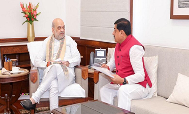 मोहन यादव कैबिनेट में बड़ा फेरबदल संभव, कई मंत्रियों की छुट्टी तो नए चेहरों को मिल सकता है मौका मोहन-यादव-कैबिनेट-में-बड़ा-फेरबदल-संभव,-कई-मंत्रियों-की-छुट्टी-तो-नए-चेहरों-को-मिल-सकता-है-मौका