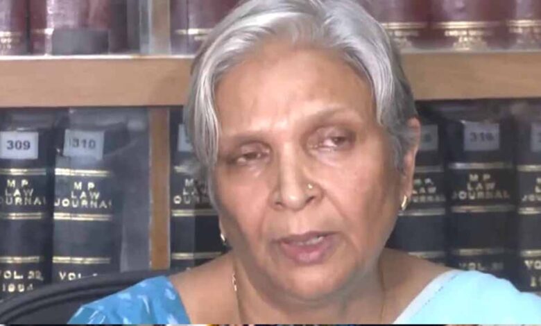 CBI की सख्त पूछताछ में घिरीं पूर्व जज गिरिबाला सिंह, चोट के निशानों पर नहीं दिया जवाब cbi-की-सख्त-पूछताछ-में-घिरीं-पूर्व-जज-गिरिबाला-सिंह,-चोट-के-निशानों-पर-नहीं-दिया-जवाब
