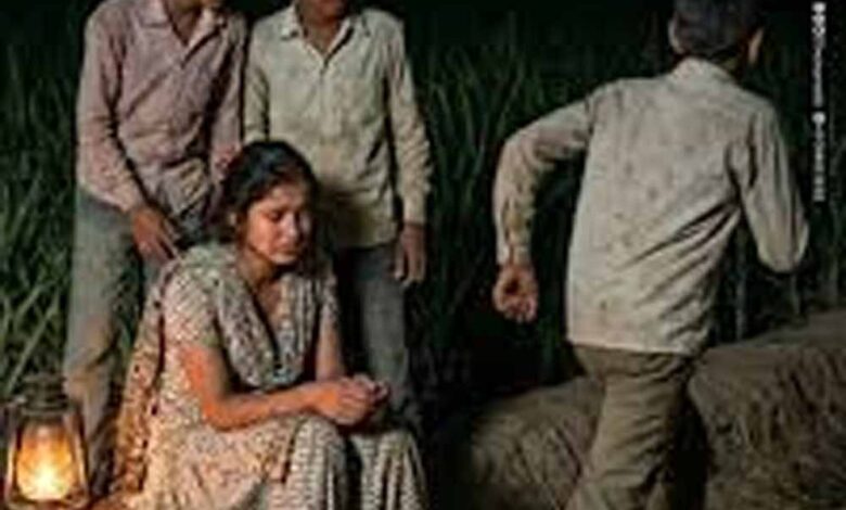 इंस्टाग्राम दोस्ती बनी मुसीबत, रतलाम में किशोरी को ब्लैकमेल कर दरगाह में कराया निकाह इंस्टाग्राम-दोस्ती-बनी-मुसीबत,-रतलाम-में-किशोरी-को-ब्लैकमेल-कर-दरगाह-में-कराया-निकाह