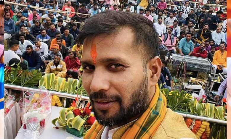 टीम इंडिया का पूर्व धुरंधर अब राजनीति के मैदान में, बंगाल सरकार में बना मंत्री टीम-इंडिया-का-पूर्व-धुरंधर-अब-राजनीति-के-मैदान-में,-बंगाल-सरकार-में-बना-मंत्री