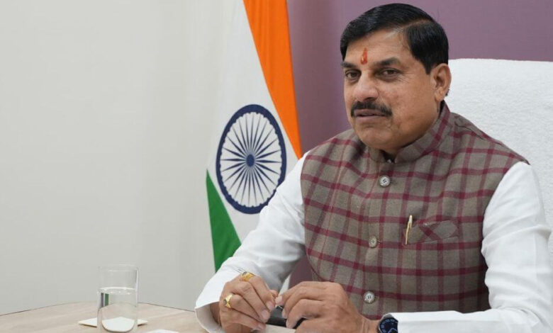 महिलाओं और बच्चों के कल्याण के लिए बेहतर कार्य करने वालों को प्रोत्साहन और लापरवाही बरतने वालों पर कड़ी कार्रवाई करें : मुख्यमंत्री डॉ. यादव महिलाओं-और-बच्चों-के-कल्याण-के-लिए-बेहतर-कार्य-करने-वालों-को-प्रोत्साहन-और-लापरवाही-बरतने-वालों-पर-कड़ी-कार्रवाई-करें-:-मुख्यमंत्री-डॉ.-यादव