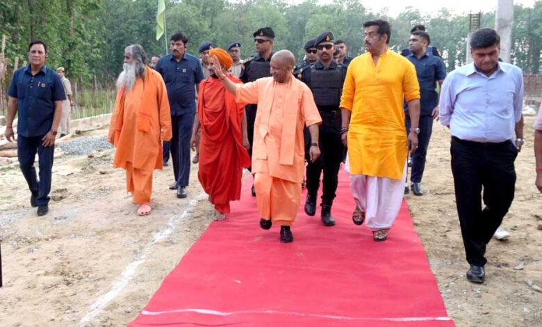 योगी सरकार की पहल से सिविल सेवा का सपना होगा साकार, आईएएस/ पीसीएस की नि:शुल्क कोचिंग के लिए युवाओं में बढ़ा उत्साह योगी-सरकार-की-पहल-से-सिविल-सेवा-का-सपना-होगा-साकार,-आईएएस/-पीसीएस-की-नि:शुल्क-कोचिंग-के-लिए-युवाओं-में-बढ़ा-उत्साह