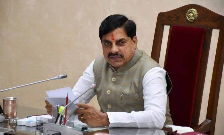 स्वामित्व अधिकार अभिलेख निष्पादन एवं पंजीयन योजना से नागरिकों के भू-खण्ड अधिकार होंगे सुरक्षित : मुख्यमंत्री डॉ. यादव स्वामित्व-अधिकार-अभिलेख-निष्पादन-एवं-पंजीयन-योजना-से-नागरिकों-के-भू-खण्ड-अधिकार-होंगे-सुरक्षित-:-मुख्यमंत्री-डॉ.-यादव