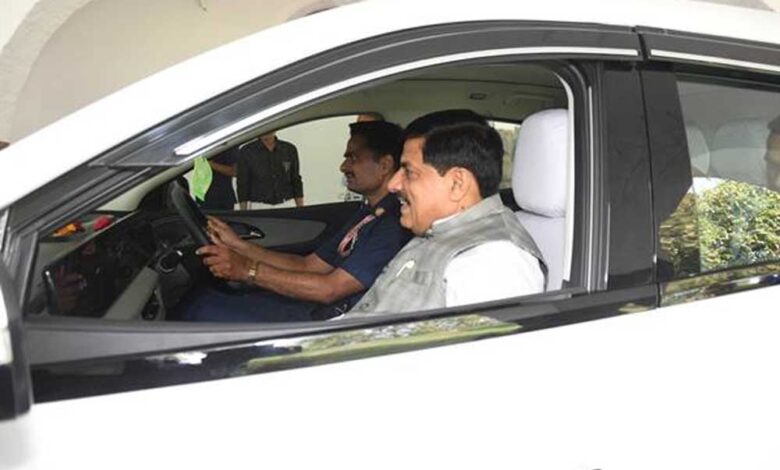 मुख्यमंत्री डॉ. यादव की ईंधन बचत और पर्यावरण संरक्षण की दिशा में नई पहल मुख्यमंत्री-डॉ.-यादव-की-ईंधन-बचत-और-पर्यावरण-संरक्षण-की-दिशा-में-नई-पहल