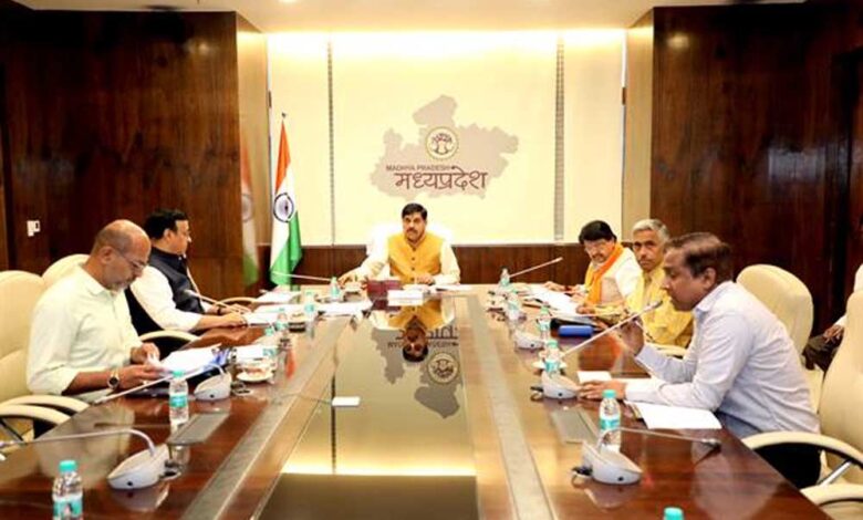 मेट्रो रेल यात्रियों की संख्या बढ़ाने के लिए पर्यटन विभाग का लें सहयोग : मुख्यमंत्री डॉ. यादव मेट्रो-रेल-यात्रियों-की-संख्या-बढ़ाने-के-लिए-पर्यटन-विभाग-का-लें-सहयोग-:-मुख्यमंत्री-डॉ.-यादव