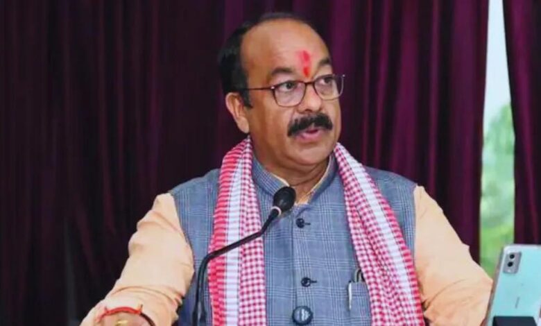 उप मुख्यमंत्री अरुण साव के निर्देश पर ठेकेदार को नोटिस जारी, निरीक्षण के दौरान काम की धीमी प्रगति पर जताई थी नाराजगी उप-मुख्यमंत्री-अरुण-साव-के-निर्देश-पर-ठेकेदार-को-नोटिस-जारी,-निरीक्षण-के-दौरान-काम-की-धीमी-प्रगति-पर-जताई-थी-नाराजगी