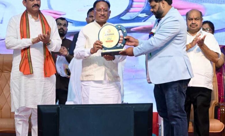 ढाई वर्षों में प्रदेश के स्वास्थ्य सेवाओं में हुए व्यापक विस्तार से स्वास्थ्य सेवाएं हुई सुदृढ़ : मुख्यमंत्री साय ढाई-वर्षों-में-प्रदेश-के-स्वास्थ्य-सेवाओं-में-हुए-व्यापक-विस्तार-से-स्वास्थ्य-सेवाएं-हुई-सुदृढ़-:-मुख्यमंत्री-साय