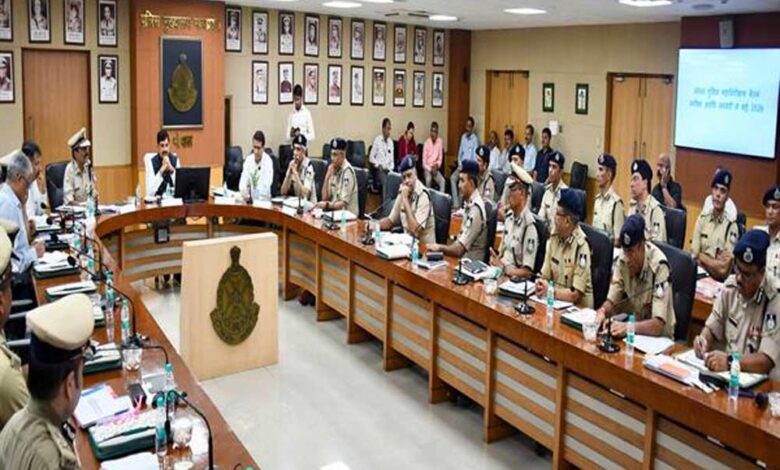 नागरिकों की सुरक्षा और कानून व्यवस्था के प्रति विश्वास बनाए रखना पुलिस का पहला कर्तव्य : मुख्यमंत्री डॉ. यादव नागरिकों-की-सुरक्षा-और-कानून-व्यवस्था-के-प्रति-विश्वास-बनाए-रखना-पुलिस-का-पहला-कर्तव्य-:-मुख्यमंत्री-डॉ.-यादव