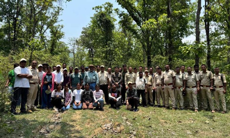 देवपुर में औषधीय वनस्पतियों पर एक दिवसीय बॉटनाइजेशन कार्यशाला देवपुर-में-औषधीय-वनस्पतियों-पर-एक-दिवसीय-बॉटनाइजेशन-कार्यशाला