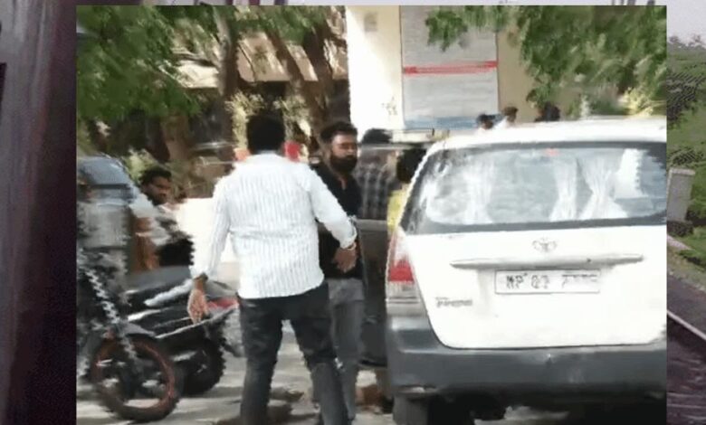 ATS की बड़ी कार्रवाई, आतंकी साजिश में राजस्थान से तीसरा आरोपी गिरफ्तार; MP में नेटवर्क फैलाने की थी योजना ats-की-बड़ी-कार्रवाई,-आतंकी-साजिश-में-राजस्थान-से-तीसरा-आरोपी-गिरफ्तार;-mp-में-नेटवर्क-फैलाने-की-थी-योजना