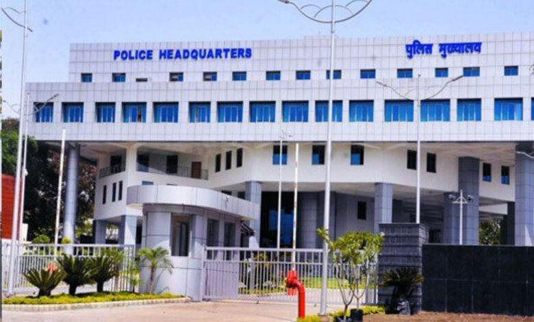 VIP ट्रीटमेंट पड़ा भारी! गिरिबाला-समर्थ मामले में जेल अधीक्षक समेत 25 से ज्यादा अधिकारियों के तबादले vip-ट्रीटमेंट-पड़ा-भारी!-गिरिबाला-समर्थ-मामले-में-जेल-अधीक्षक-समेत-25-से-ज्यादा-अधिकारियों-के-तबादले