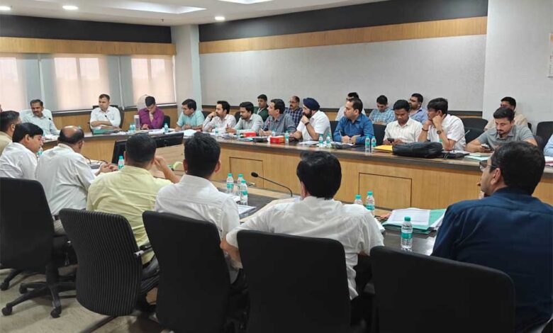 RTO/DTO मुख्यालय में उपस्थित रहें, बकाया वसूली अभियान तेज करें-सचिव एवं परिवहन आयुक्त एस प्रकाश rto/dto-मुख्यालय-में-उपस्थित-रहें,-बकाया-वसूली-अभियान-तेज-करें-सचिव-एवं-परिवहन-आयुक्त-एस-प्रकाश