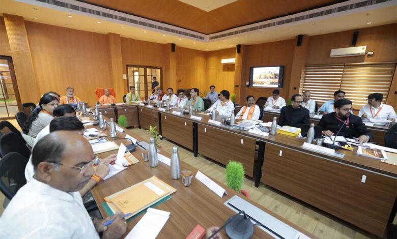 आयुष्मान कार्डधारकों को बड़ी राहत, अब जिले में ही होगा समस्याओं का समाधान आयुष्मान-कार्डधारकों-को-बड़ी-राहत,-अब-जिले-में-ही-होगा-समस्याओं-का-समाधान