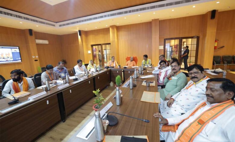 चौरासी कोसी परिक्रमा मार्ग पर श्रद्धालुओं के लिए तैयार हुईं अत्याधुनिक सुविधाएं चौरासी-कोसी-परिक्रमा-मार्ग-पर-श्रद्धालुओं-के-लिए-तैयार-हुईं-अत्याधुनिक-सुविधाएं